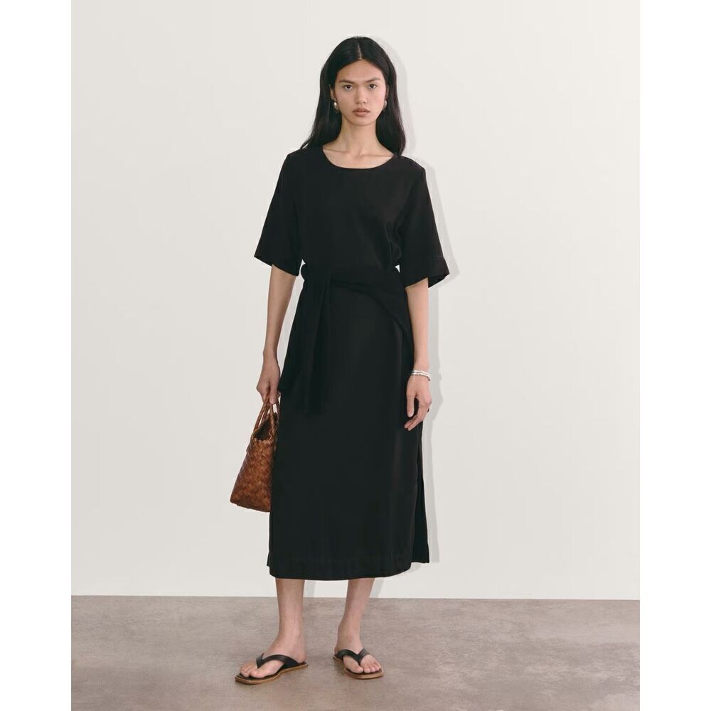 $128 Everlane The Relaxed T-Shirt Dress in Buttersoft size medium